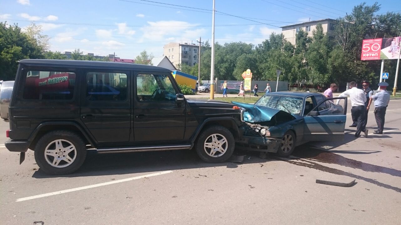 НГ: Водитель BMW сбил пешехода на 