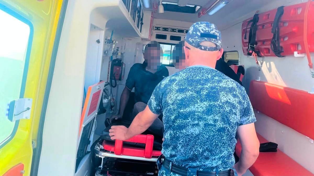 Мужчина с переломами почти двое суток провел в степи один. Его нашли полицейские Костанайской области
