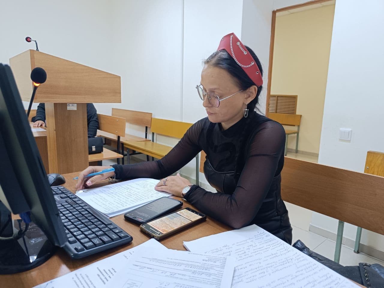Обращалась ко всему народу или к Корчагиной? - Жительница Рудного подала в суд после сообщений в мессенджере с оскорблениями