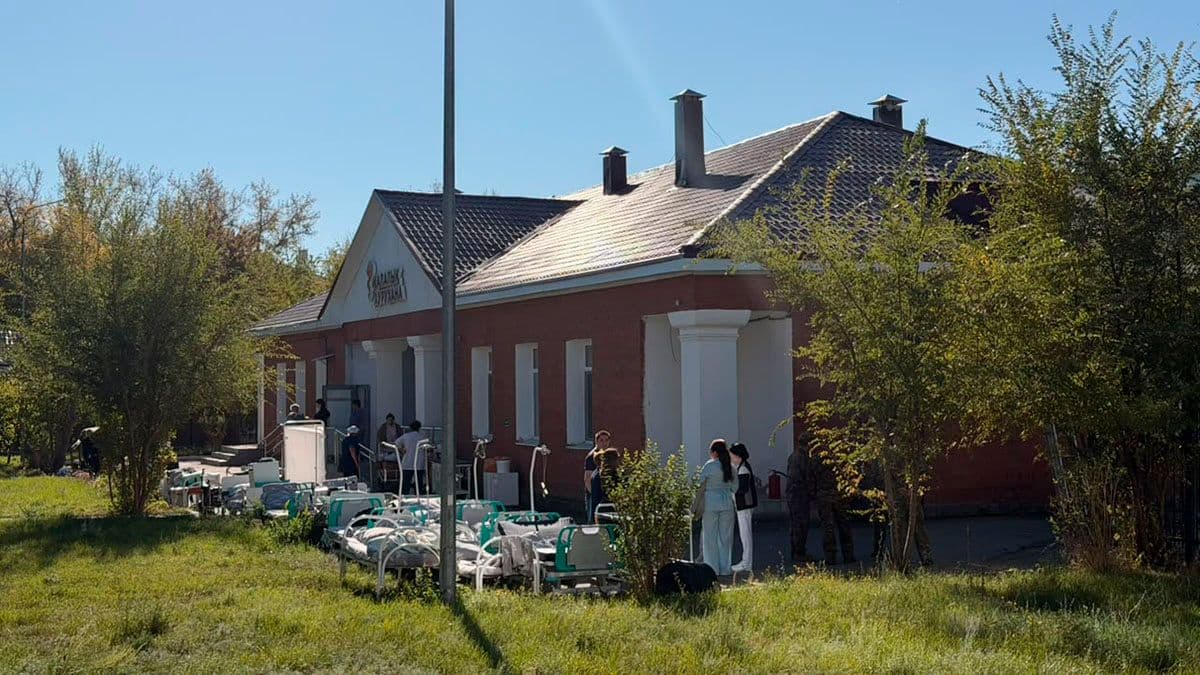 Пожар произошел в здании городской больницы Костаная 