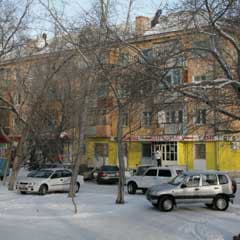 Парковка на аллее