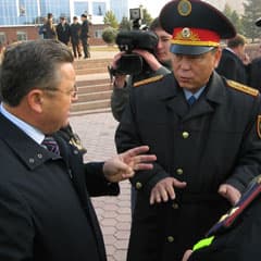Было парадно