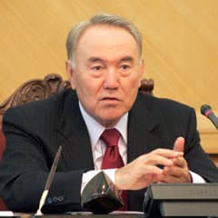 «Госслужба должна служить»
