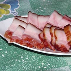 Тема сезона - соленое сало
