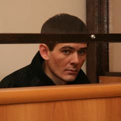 Опсобо опасный друг - на скамье подсудимых