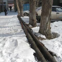 Обдирая теплотрассу, обдирают и нас