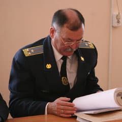 Чем не шоу Бенни Хилла?
