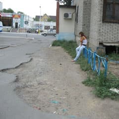 Сплошная яма вместо заезда