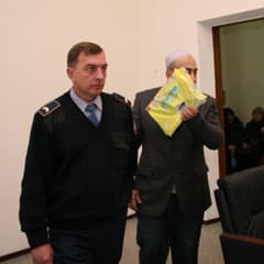 Транзитом через костанайский гараж