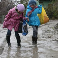 Одна стихия ремонтирует другую
