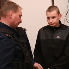 Стеснительный сосед