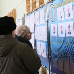 Маслихат - «нуротановский»