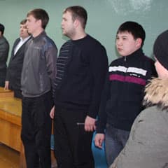 Ни нашим, ни вашим...