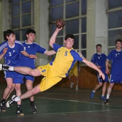 Упор - на технику и скорость
