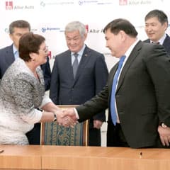Мы не успели, не успели, не успели оглянуться