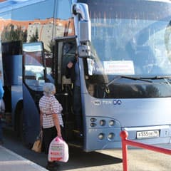 Подать автобус на второй этаж