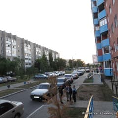 Костанайские дворы превращаются в стоянки, потому что