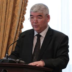 Физическим больше, чем юридическим