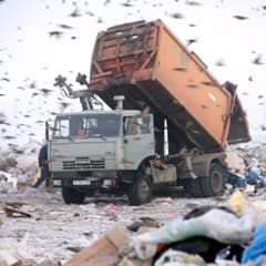 А проблем с мусором - хоть закопайся