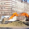 «Там не бетон уже, а труха» - В Костанае вышел из строя коллектор, построенный в 1967 году
