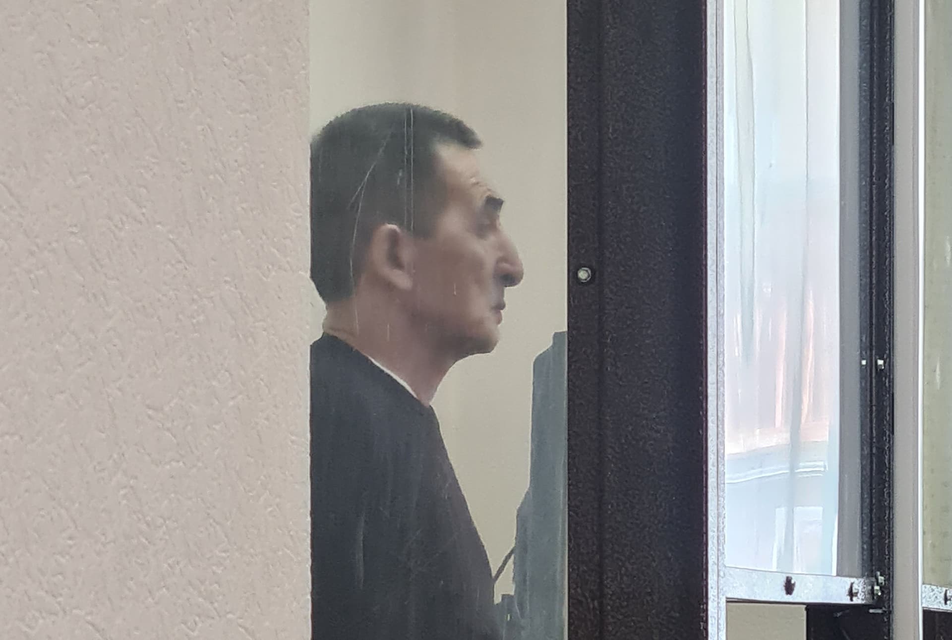 «Угрожали пресс-хатой» - Обвиняемый в убийстве за оскорбление бывшей жены пояснил, зачем оговорил себя, в суде Костаная