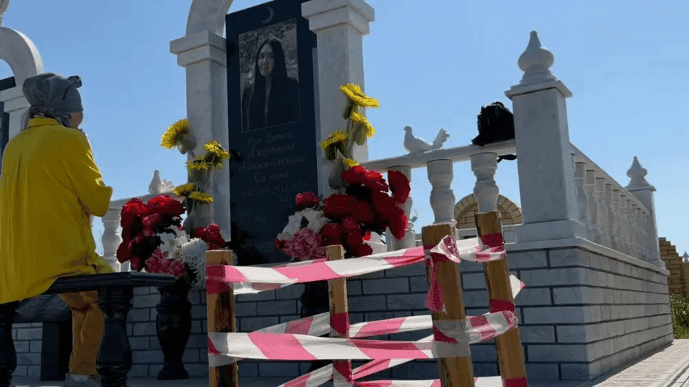 На кладбище в Тобыле участились случаи вандализма и краж с мест захоронений