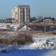 Сухими из воды
