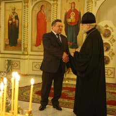 По канону и по обычаям