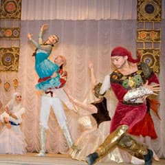 «Я не строгий, а прелестный!»