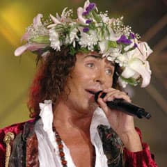 Помнят его накрашенным