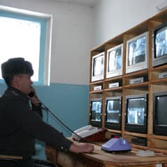 Повесился в ШИЗО