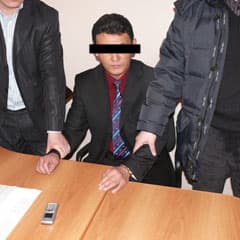 Вернуть взятку и...