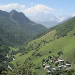 Морем омыта, горами окутана