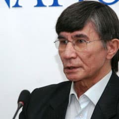 Политические дублеры