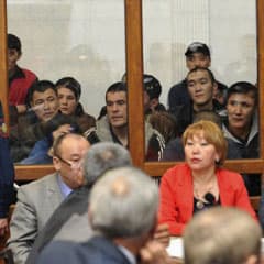 Напряжение усиливается