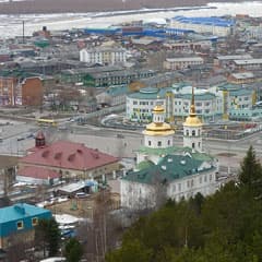 На родине священной вороны