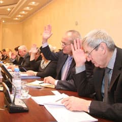 Денег стало больше, но по-прежнему не хватает