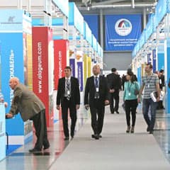 Конфетные фантики, чипсовые обертки...