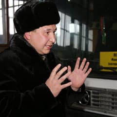 Так пусть не достается он пока никому