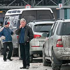 Гражданин России был задержан по дороге в Казахстан за то, что он курил марихуану во время таможенного досмотра
