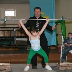 В Костанае прошли отборочные соревнования на чемпионат РК по тяжелой атлетике
