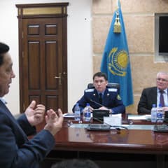 Акция «Чиновник и предприниматель»