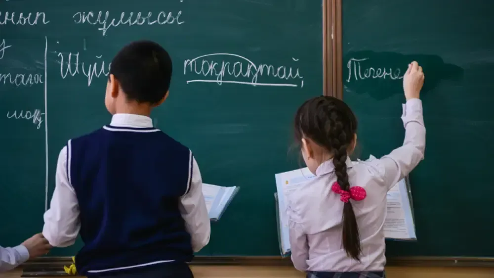 Врачи предупредили родителей об ошибках при выборе школьной формы