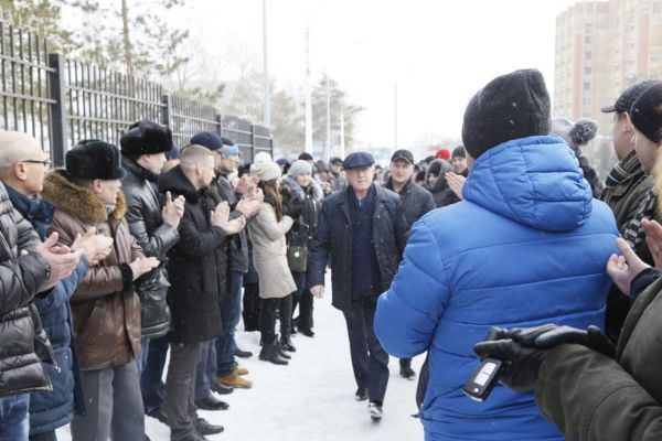 Расскажи последние новости. Поселок Розинова Костанай.